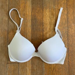 PINK VS Lightly Lined Bra